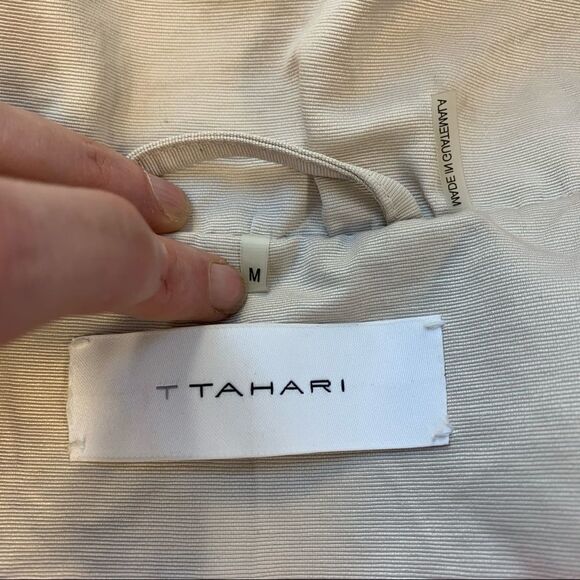 T Tahari beige puffed rolled collar jacket coat - Picture 11 of 13